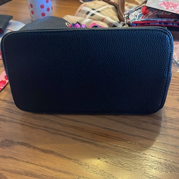 Lavish Leopard Bucket Handbag, Excellent Condition - Picture 3 of 8